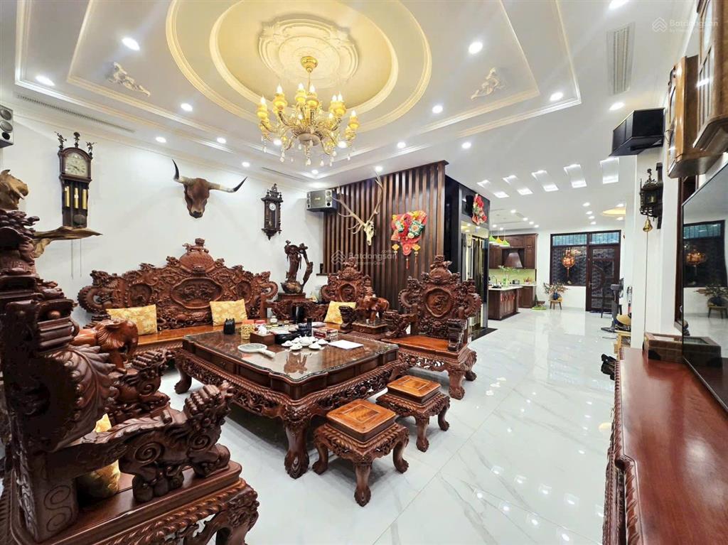 Biệt thự văn phú thang máy vị trí cực đỉnh thiết kế cao cấp sống của giới thượng lưu