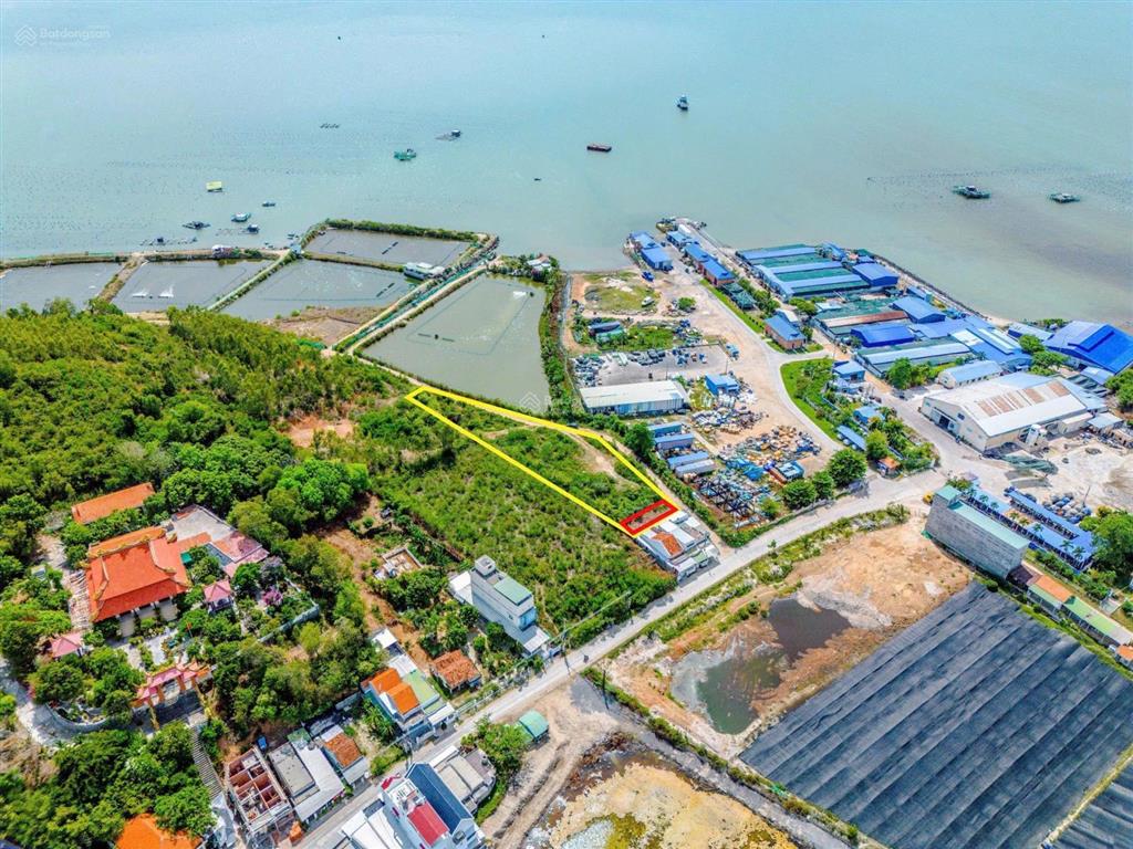 Đất biển khu kinh tế vân phong gần bãi tắm dốc lết khu du lịch phương mai vừa khởi công chỉ 750tr