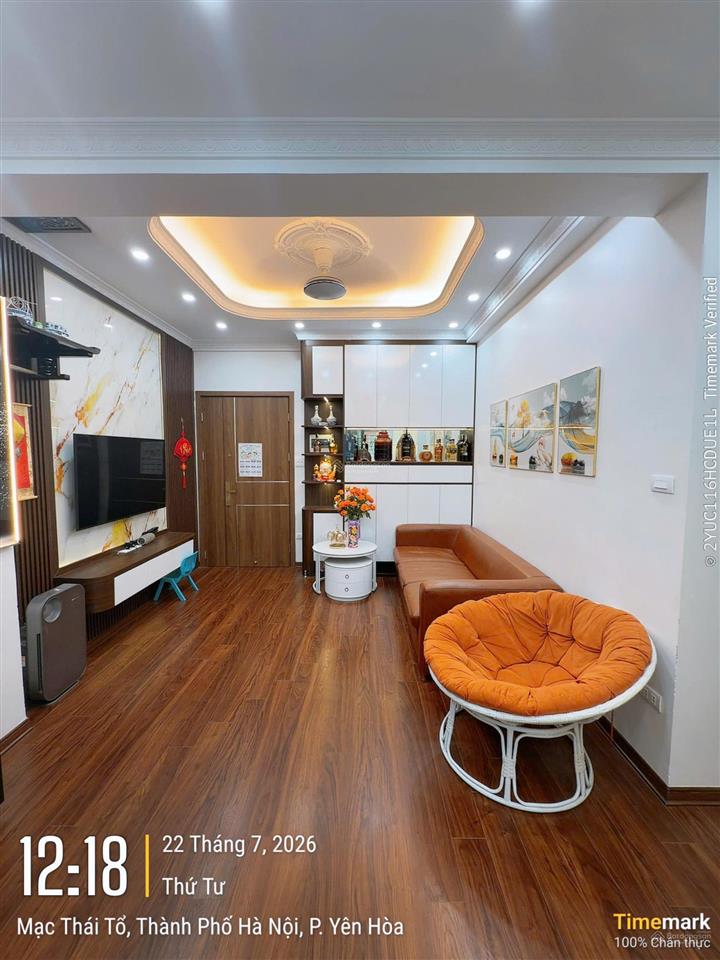 Bán căn hộ chung cư mạc thái tổ 62.7m2. giá 5 tỷ