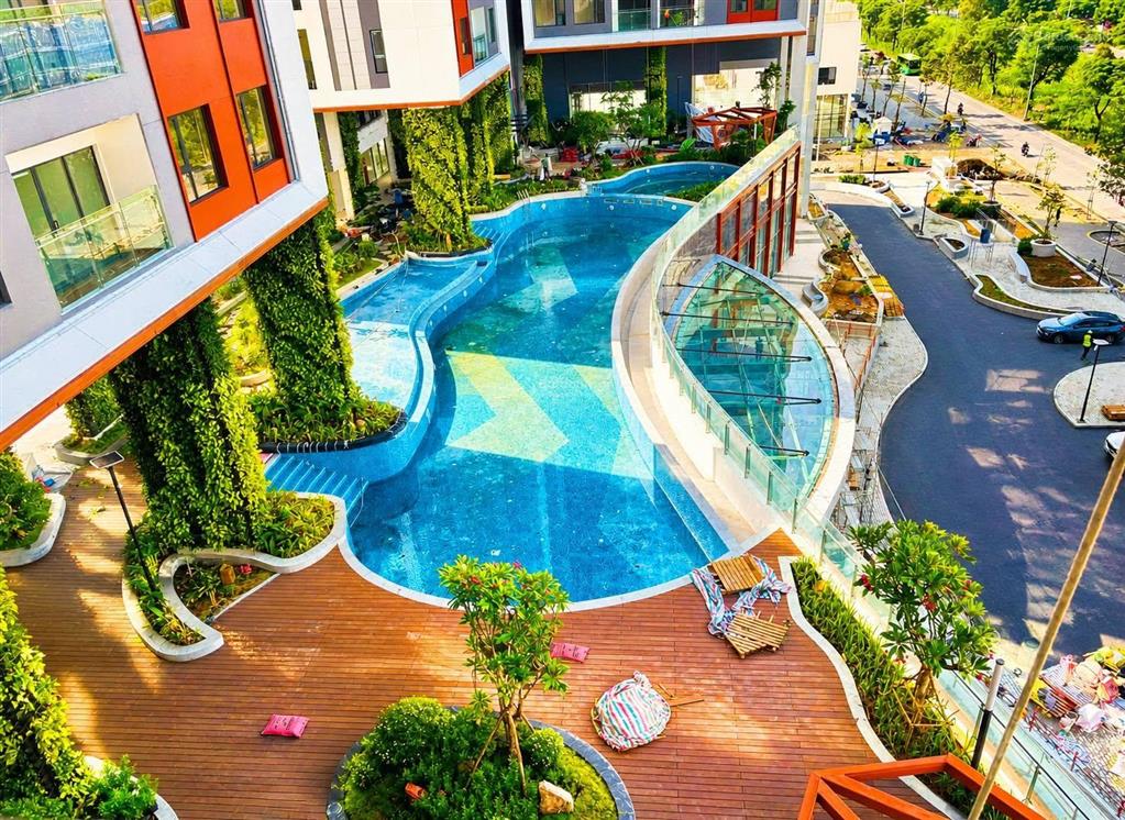 Chỉ 8,4 tỷ sở hữu căn hộ 3pn2wc essensia sky 119m2, có tặng gói nt hoàn thiện bếp 280tr view hồ bơi