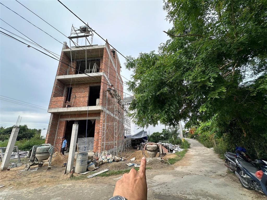 Lô đất góc 2 mặt tiền tây nha trang 81.9m2 bám đường 15.85m đường ô tô 7 chỗ thông d30 3 tỷ