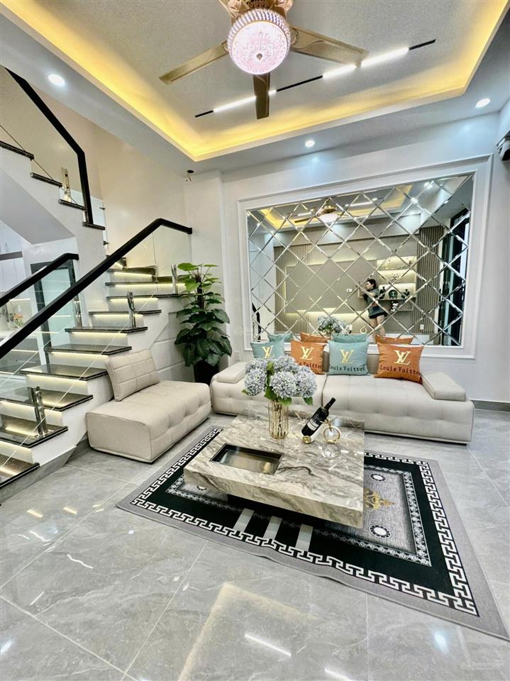 Siêu phẩm nhà phố đẹp sang xịn giá tốt