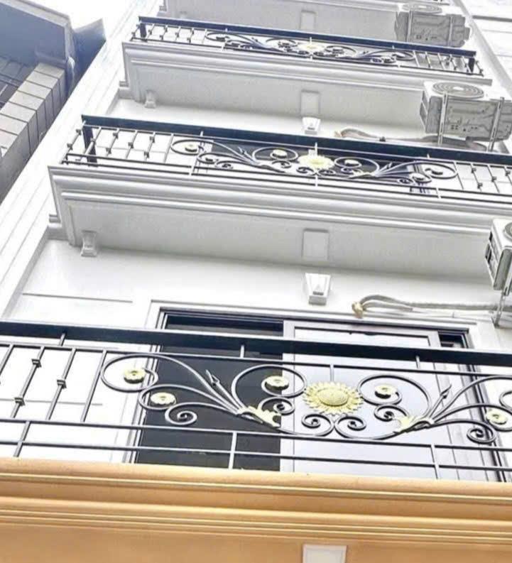 NHÀ ĐẸP Phan Đình Giót Thanh xuân H Nội– Ô TÔ ĐỖ CỬA - PHÂN LÔ CÁN BỘ KO VƯỚNG QUY HOẠCH