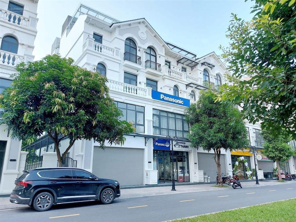 Chính chủ cần tiền bán gấp căn ngọc trai mặt đường 52m, ngay ngã tư hoàn thiện thang máy chỉ 20 tỷ