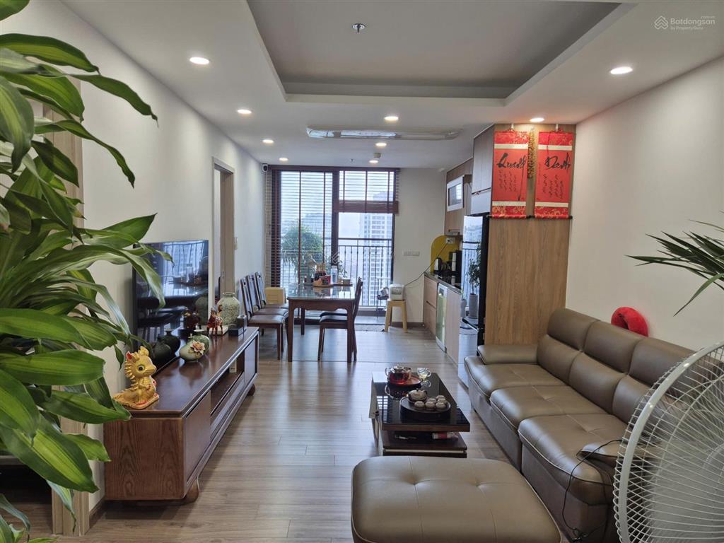 Ngộp bank! cần bán nhanh trong tuần căn 2pn2wc tầng đẹp, view đẹp, hướng mát, nhận nhà ở được ngay.