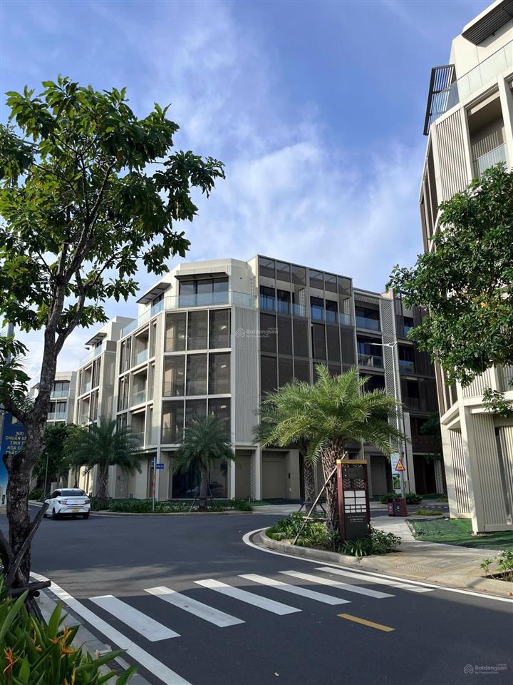 Bán nhà phố soho quận 2 giá tốt thị trường 33 tỷ sẵn sổ, nhà phố the global city