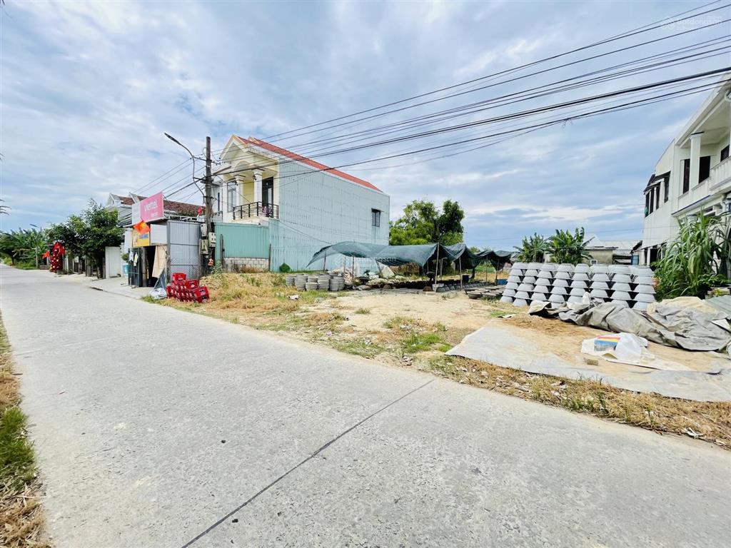 Bán đất mặt tiền view sông như ý 242m2 ngang 9m thanh thuỷ huế.13tr/m