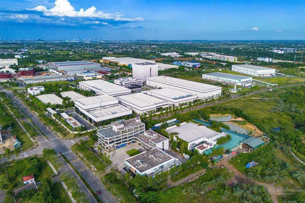 Hiếm có 1 lô 85m2 giá nét 900 triệu mặt đường kinh doanh tại trung tâm thị trấn