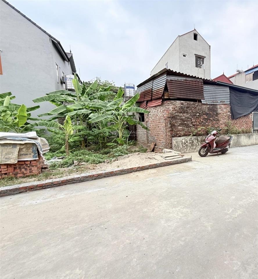 Lô đất to mặt tiền rộng chia lô hoặc xây biệt thự nhà vườn. giá rất rẻ phù lỗ xã sóc sơn