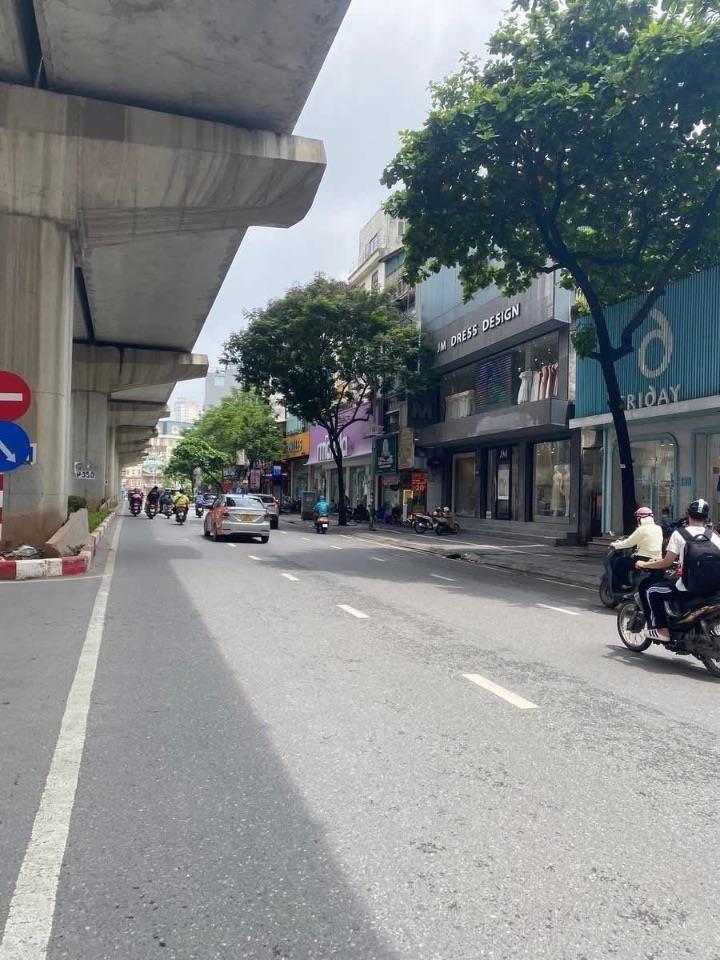 9 TỶ - BÁN GẤP NHÀ 37M2 NGÕ 132 CẦU GIẤY - LÔ GÓC - DÂN XÂY - 55M RA PHỐ - NGÕ THÔNG RỘNG 3M