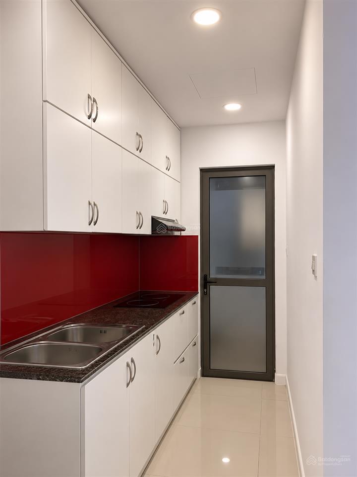 Icon 56 bán căn hộ 1pn 1wc đã có sổ hồng, nhà trống tiện decor giá còn thương lượng