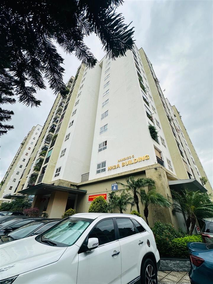 Bán chung cư gia thuỵ 562 nguyễn văn cừ 82m2 giá 6.8 tỷ. chính chủ