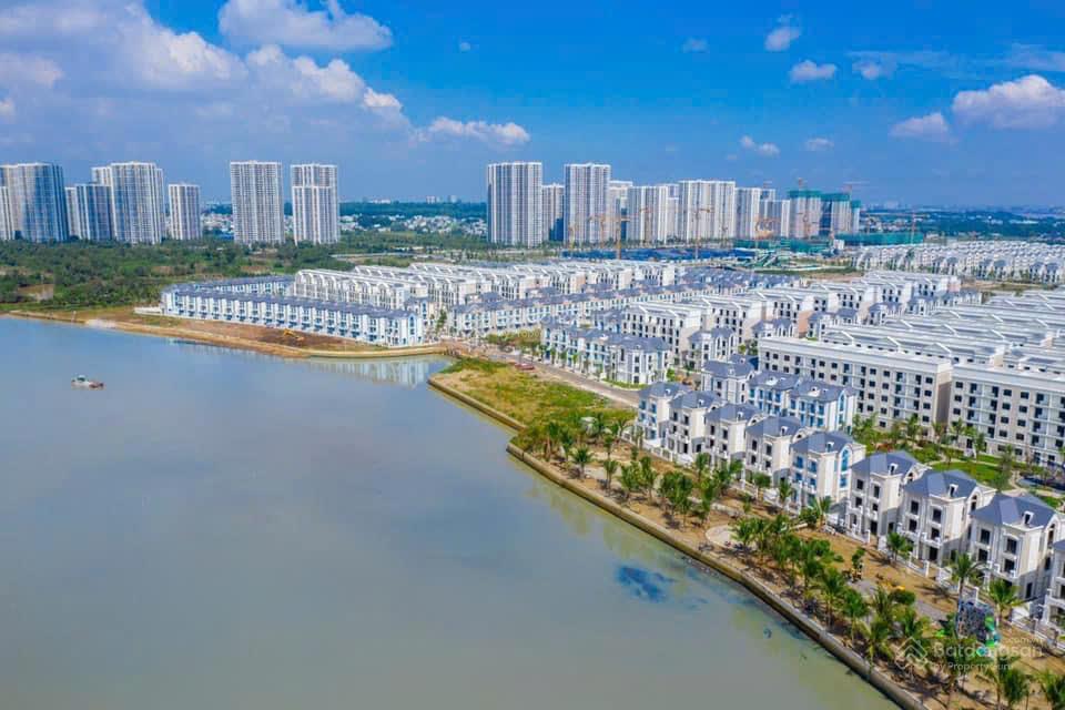 Bán biệt thự vinhomes grand park, 3x tỷ, 321m2, 4pn, 5wc, khu vực tiện ích