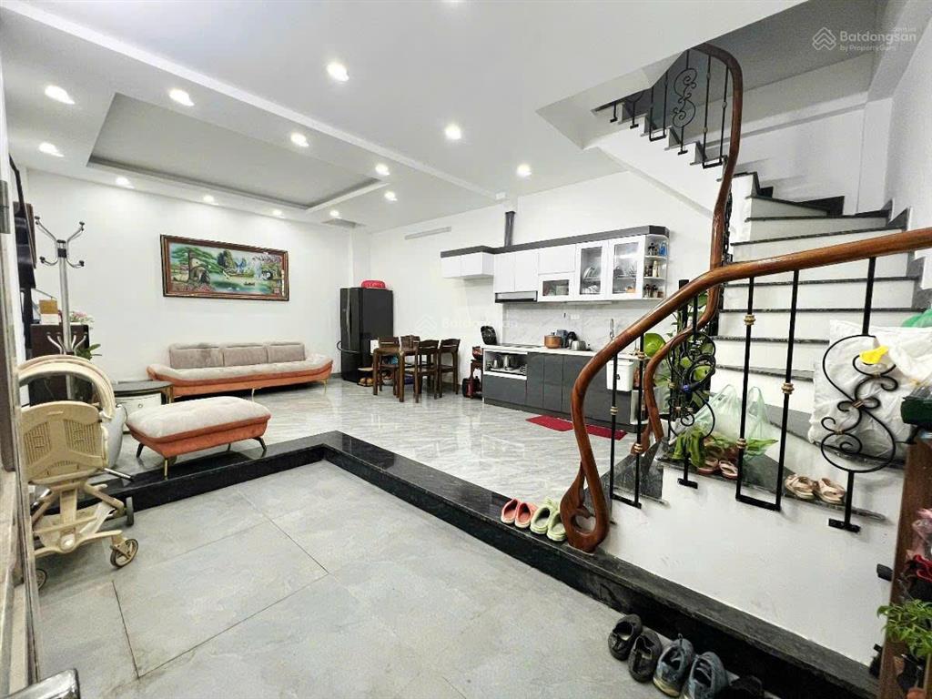 Duy nhất! nhà phân lô nguyễn viết xuân, 42m², 10 bước ra ô tô, full nội thất, 9,33 tỷ, sđcc, ko qh