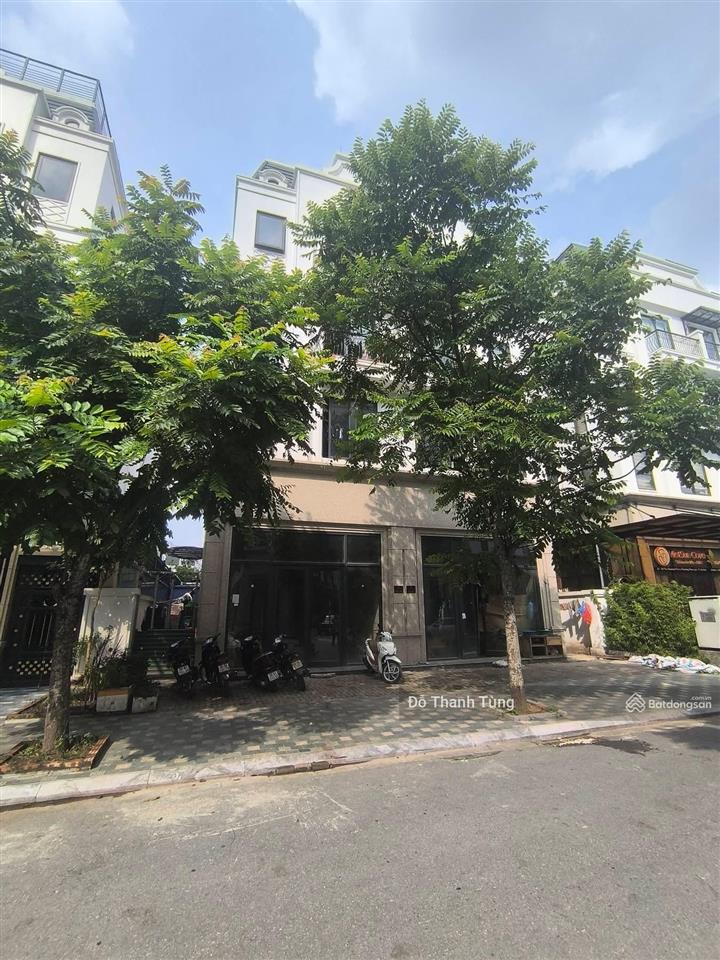 Chủ cần vốn cần bán gấp nhà liền kề the diamond point, nguyễn lam, long biên. giá 56,7 tỷ có tl
