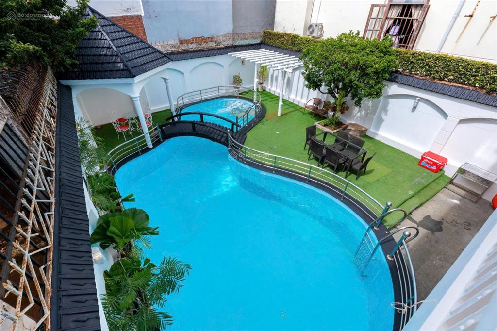 Cần bán căn biệt thự nghỉ dưỡng khu lạc long quân p2 tp. vũng tàu