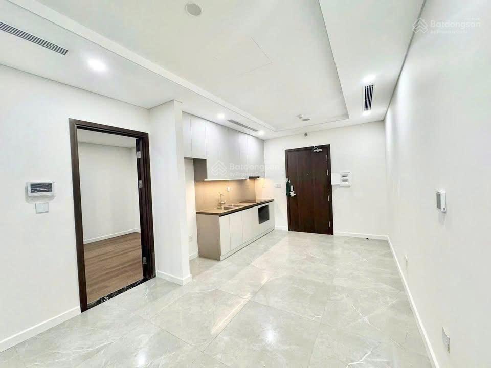 Bán gấp 1 ngủ 1wc 52m2 giá 5.1 tỷ tại sunshine green iconic, em 0981 057 ***