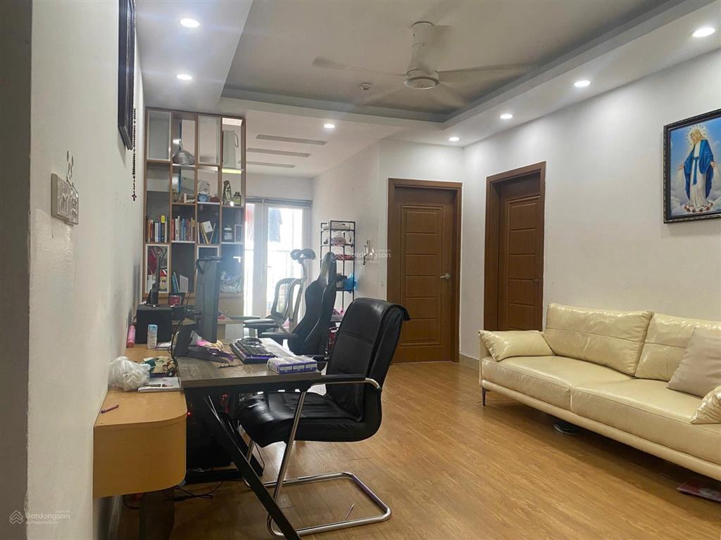 Giá cực tốt bán nhanh căn 2n siêu to gemek 1 view xem pháo hoa