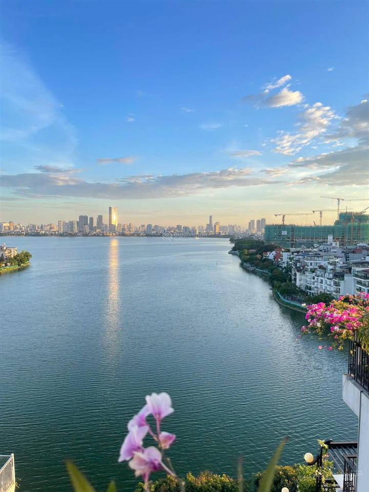 Bán căn hộ view hồ tây tầng cao mặt phố xuân diệu quảng an tây hồ hà nội 0981 222 ***