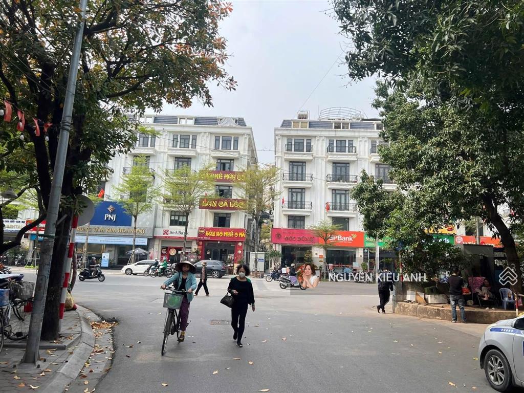 Xuân la tây hồ 55m đất ô tô đỗ cửa ngõ thông sát hồ tây ngoại giào đoàn chỉ 11,8 tỷ ctl