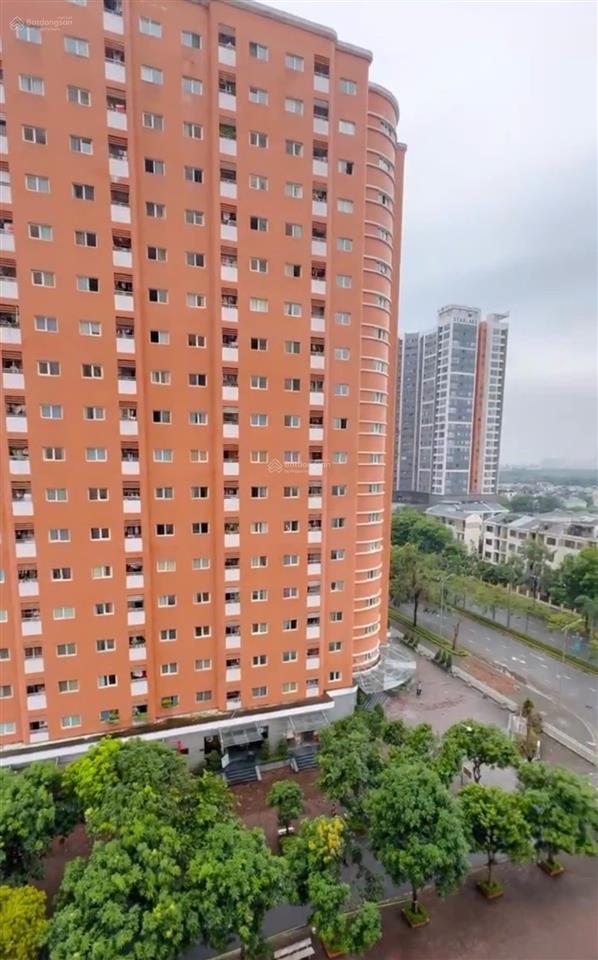 Chính chủ bán căn dt 50m2 2pn tòa ct2b kđt nghĩa đô giá giảm tốt khu ct vị trí trung tâm