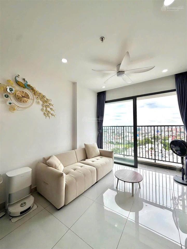 Bán căn 2pn full nội thất, tầng trung view đẹp, thoáng mát cả ngày. 0909 665 *** xem nhà
