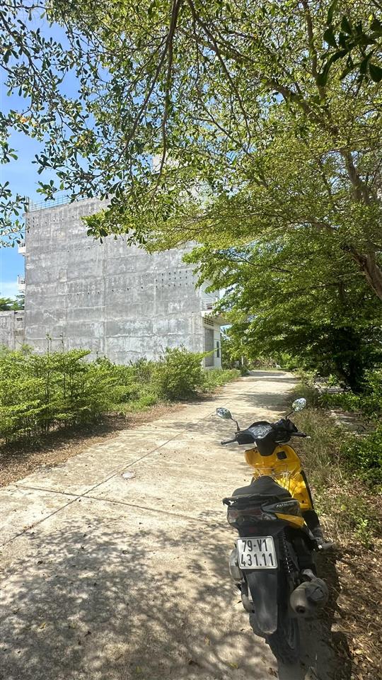 Lô đất 200m2 full thổ cư, gần bến xe vạn giã. ngang 10m đẹp hiếm có