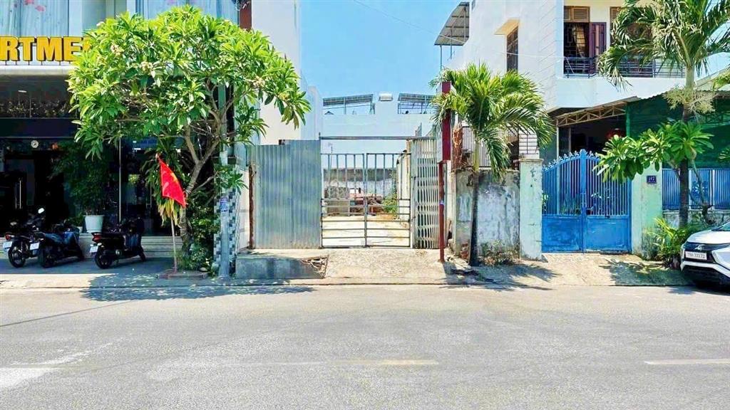 Mặt tiền đường củ chi 151m cách biển hòn chồng 700m (giá 16,9 tỷ)