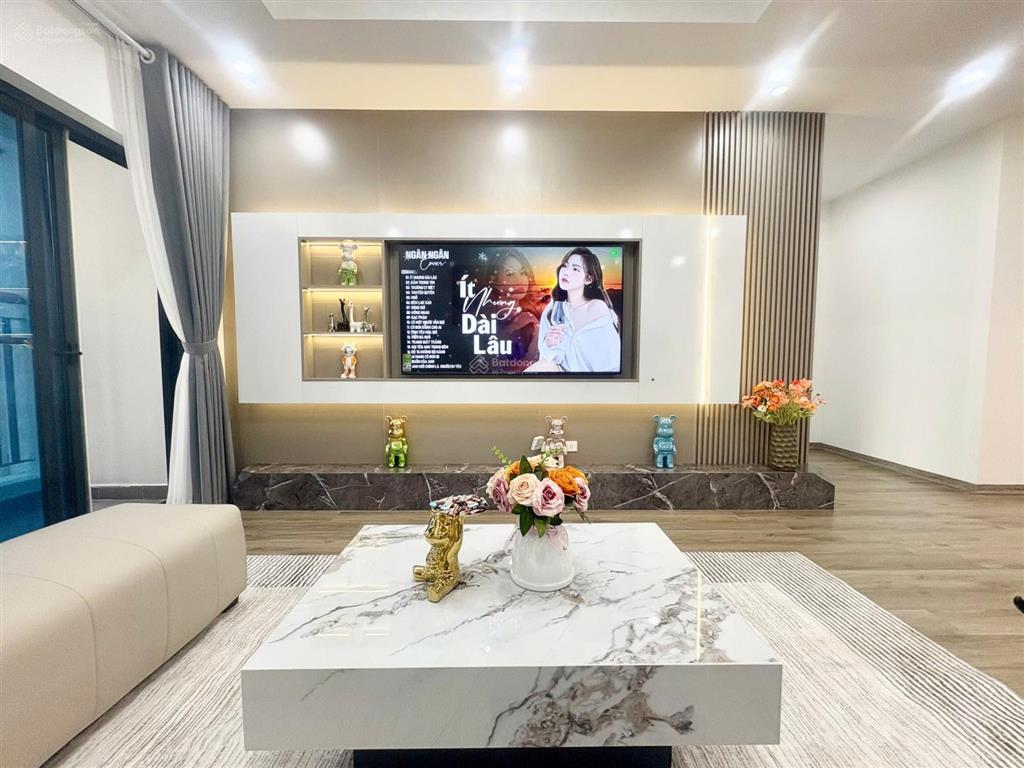 Cần bán gấp chung cư the zei, 104m2, đầy đủ nội thất giá tốt thị trường 10,6 tỷ 0973 563 ***