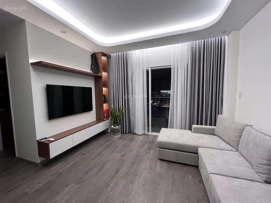 Chung cư carillon 5 cần bán gấp tặng nội thất cao cấp view đầm sen