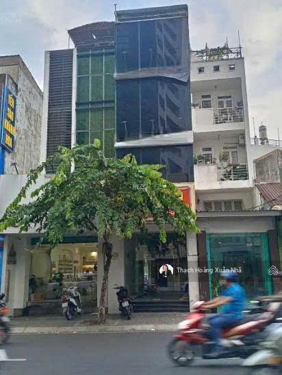 Căn hiếm có, bán nhà mặt tiền đường đinh tiên hoàng, tân định, q1 50,29m2 4 tầng chỉ 16 tỷ