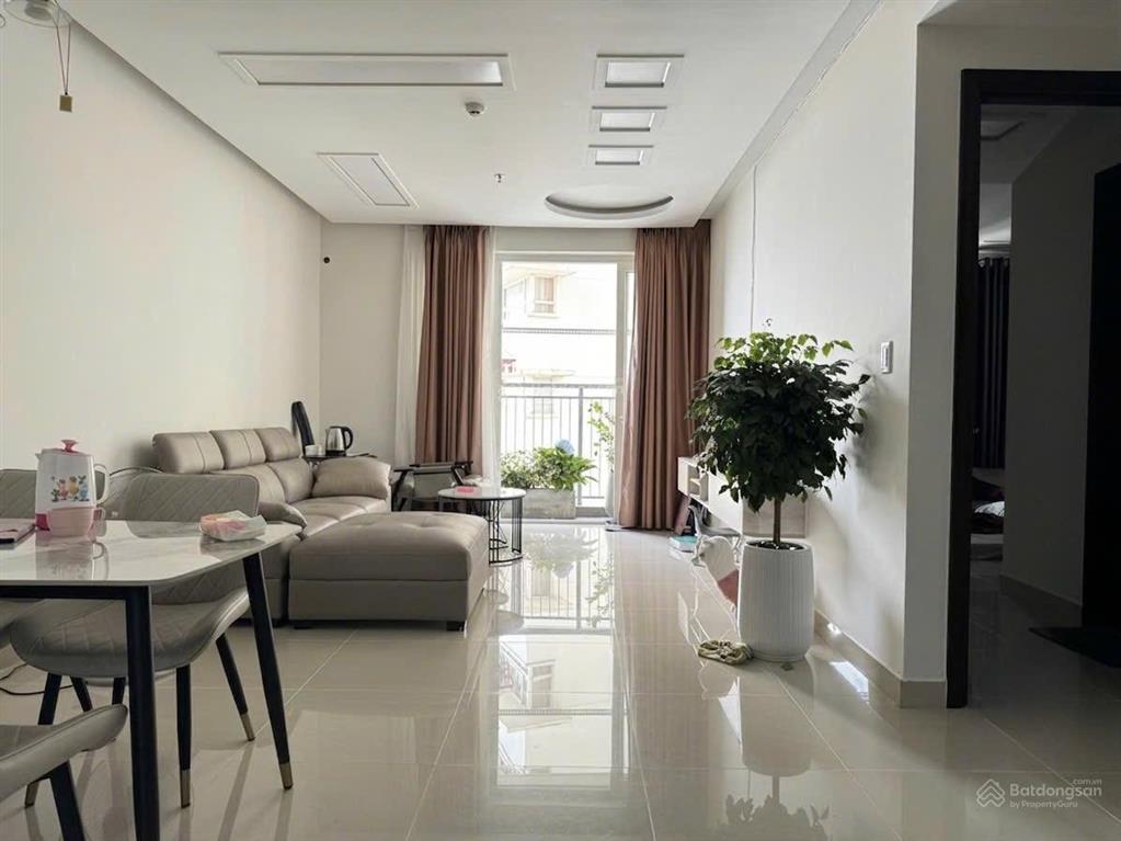Chcc an phú lô a view quận 1, dt 85m², 2 phòng ngủ, 2 wc, có sổ, giá 4 tỷ 200, tin thật 100%