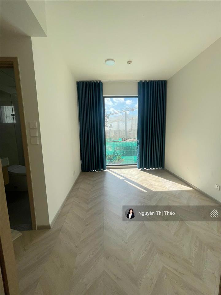 Sổ chờ sang tên 2pn 76m2, hướng đông nam, views đẹp tt masteri center point vinhomes giá 5,05tỷ