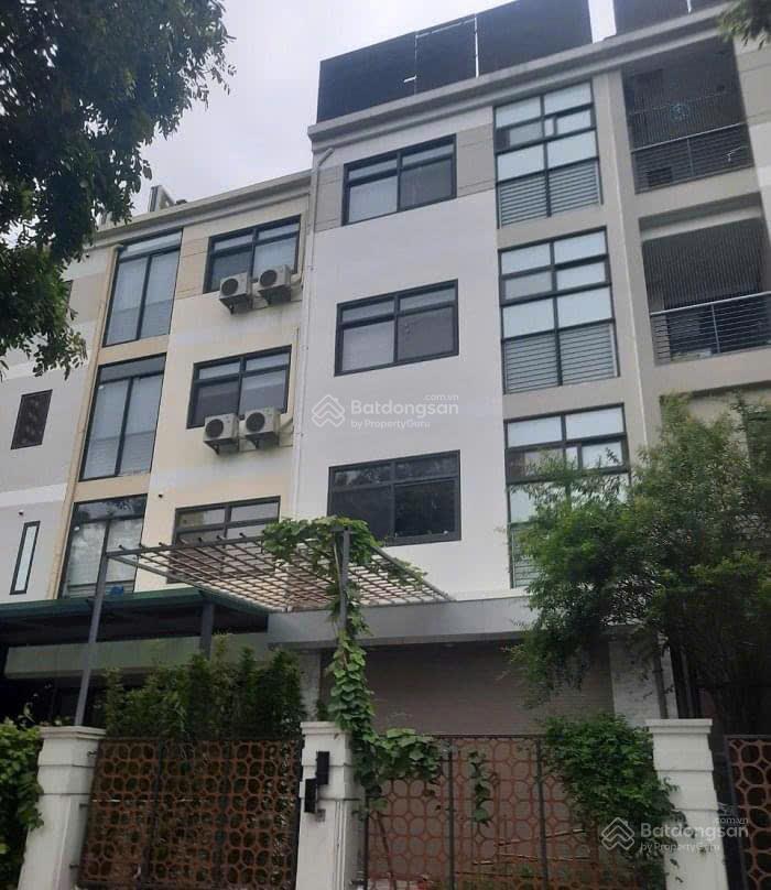 Mới ra!!! shophouse h6 starlake tây hồ tây mặt đường 40m sổ đỏ sẵn sàng giao dịch