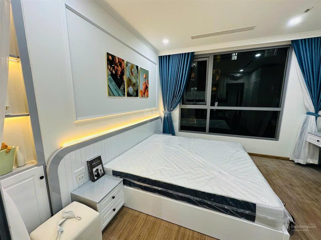 Bán căn hộ 1 ngủ tại p3 park hill times city tầng trung ban công nam nội thất đẹp 6,35 tỷ