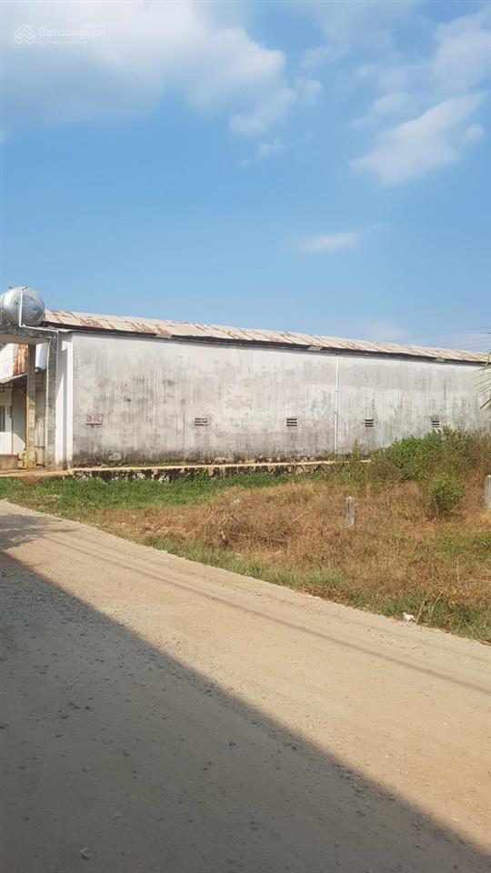 Chính chủ kẹt tiền bán gấp 10 m đất cách đường quốc lộ 100m giá 1.5 tỷ 0933 591 ***