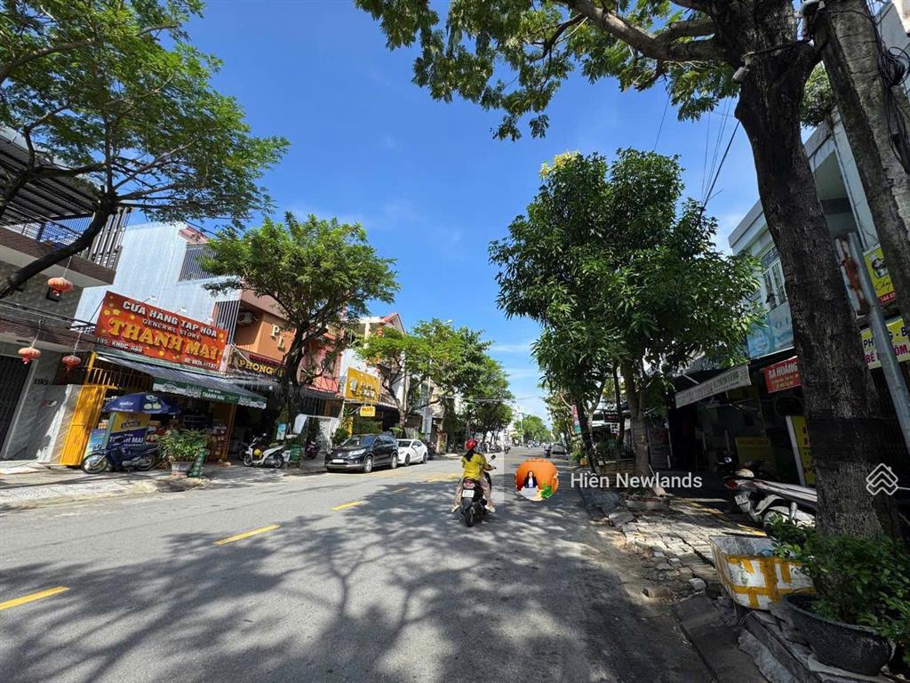 Bán 125m đất mặt tiền đường khúc hạo vị trí đẹp kinh doanh sầm uất gía rẻ chỉ 76tr/m2
