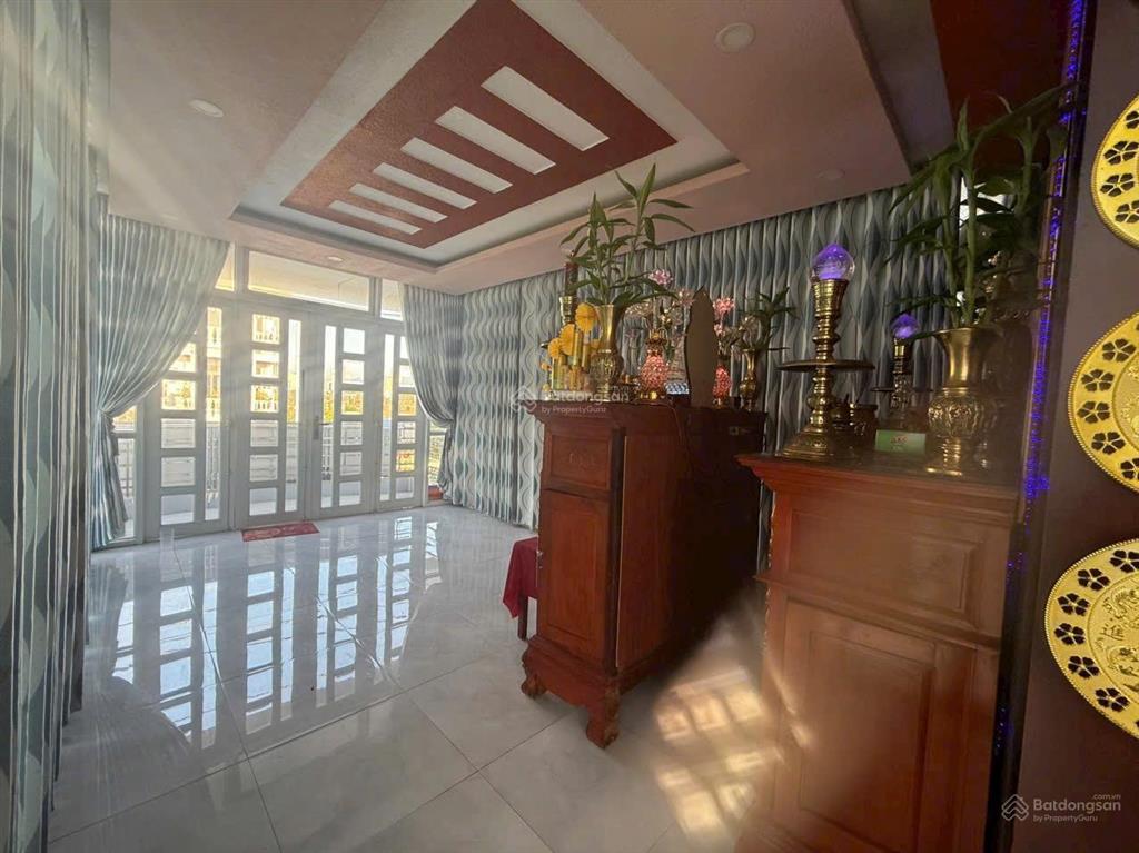 Bán nhà 3 tầng mặt tiền lê hồng phong, phước hải nha trang giá 7 tỷ 800 triệu