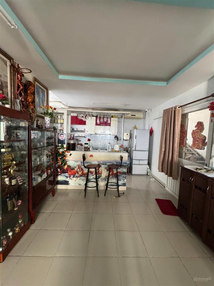 Cần bán căn hộ hùng vương điện máy q5 dt 75m2, 3pn, 1 wc giá 4.050tỷ. tặng nt. 0866 688 ***