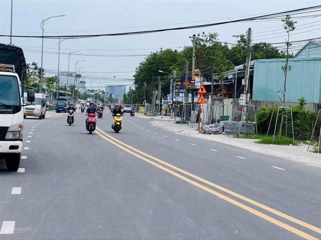 Trời ơi chủ nghèo sắp xỉu rồi, giá bao đầu tư mặt tiền dx002 phú mỹ thủ dầu một dt 7 x 50