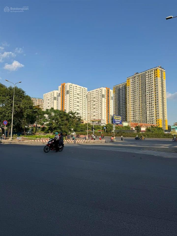 Rao bán mạnh tại cc lotus apartment đường phạm văn đồng