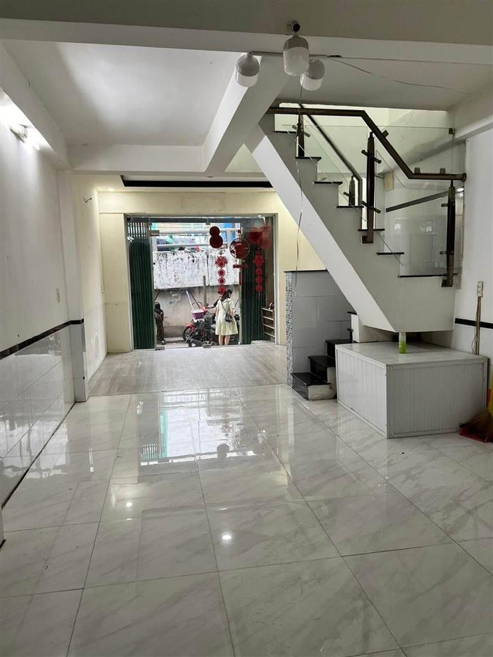 NHÀ BTCT MẶT TIỀN HẺM THÔNG TÔ KÝ 7 TỶ GIẢM MẠNH CÒN 5 TỶ 5