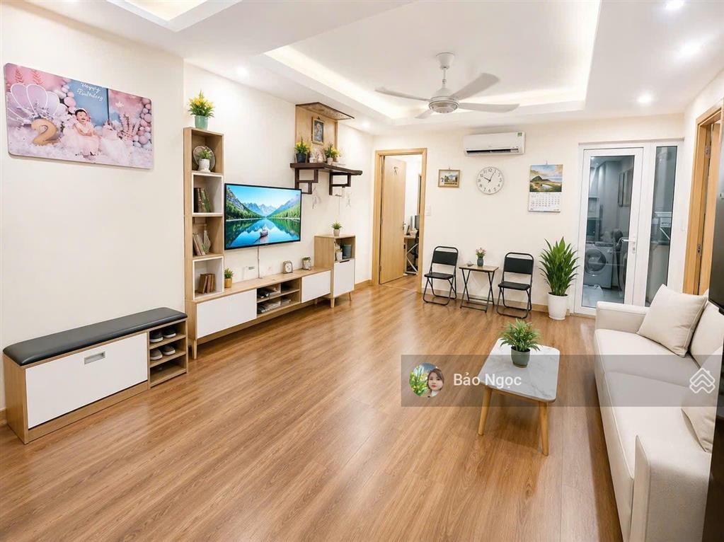 Bán căn 54m mipec kiến hưng 54,1 m (54m mà như 60m) 2 ngủ 1 vs tòa bàn giao năm 2018. sổ đỏ 3,4 tỷ