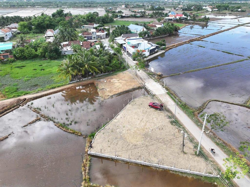 Bán đất mt hồ tùng mậu phường hòa thắng ninh giang cũ giá 12tr/m2