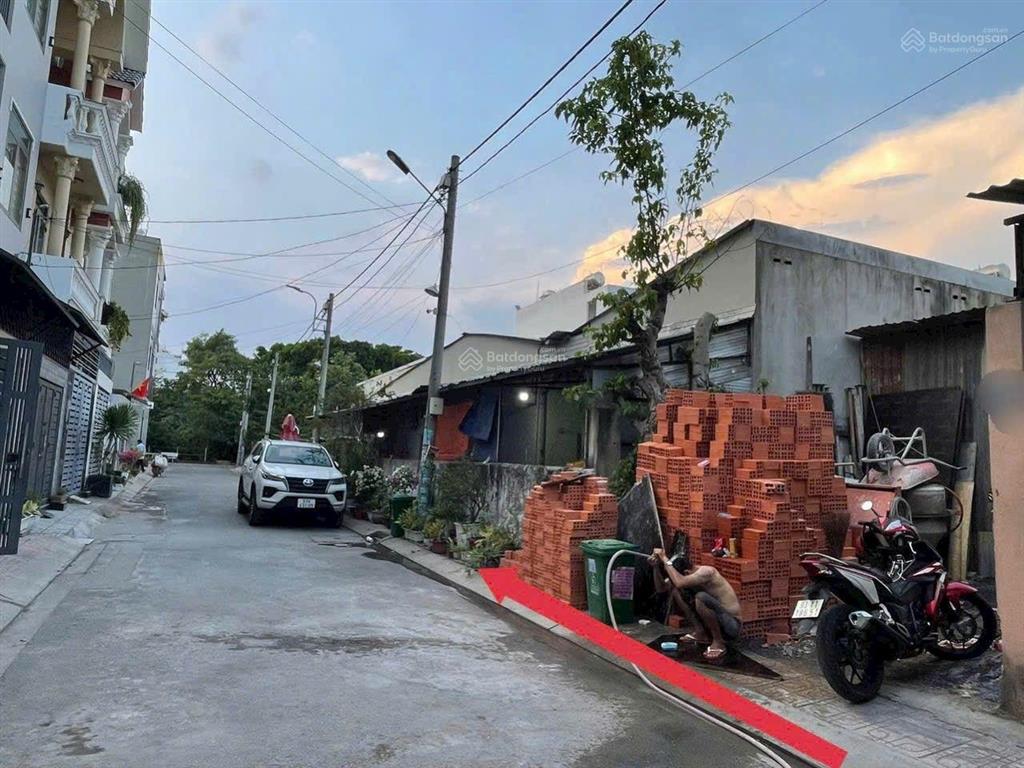 Bán đất 2 mặt tiền trước sau, đường số 12 tam bình, thủ đức (cách đường giá 10ty chốt)