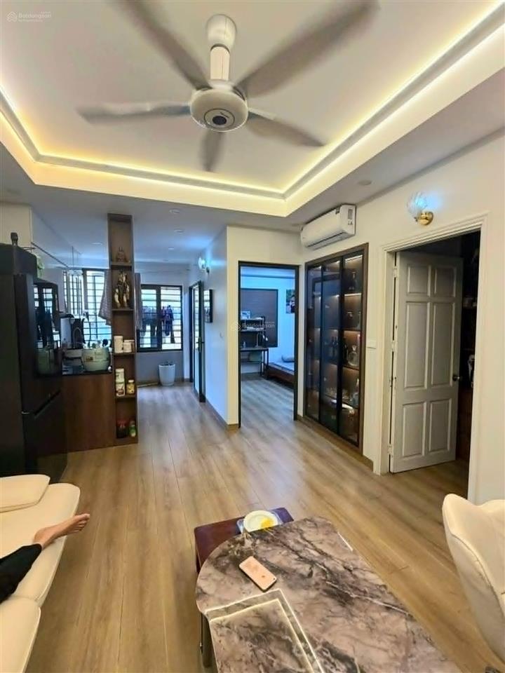Bán căn hộ chung cư 136 hồ tùng mậu, cầu diễn, 2 ngủ, 2vệ sinh, full nội thất ở ngay, 60m2 3 tỷ hơn