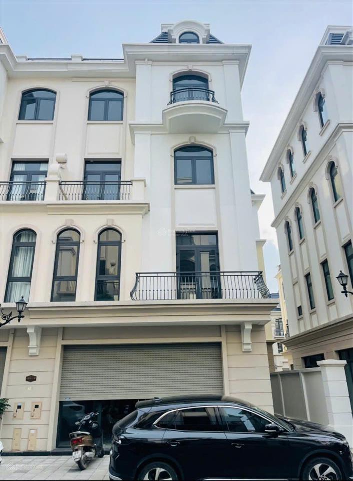 Cơ hội đầu tư bất động sản hot nhất giảm từ 25 tỷ còn 11 tỷ! diện tích 108m mặt tiền 9m