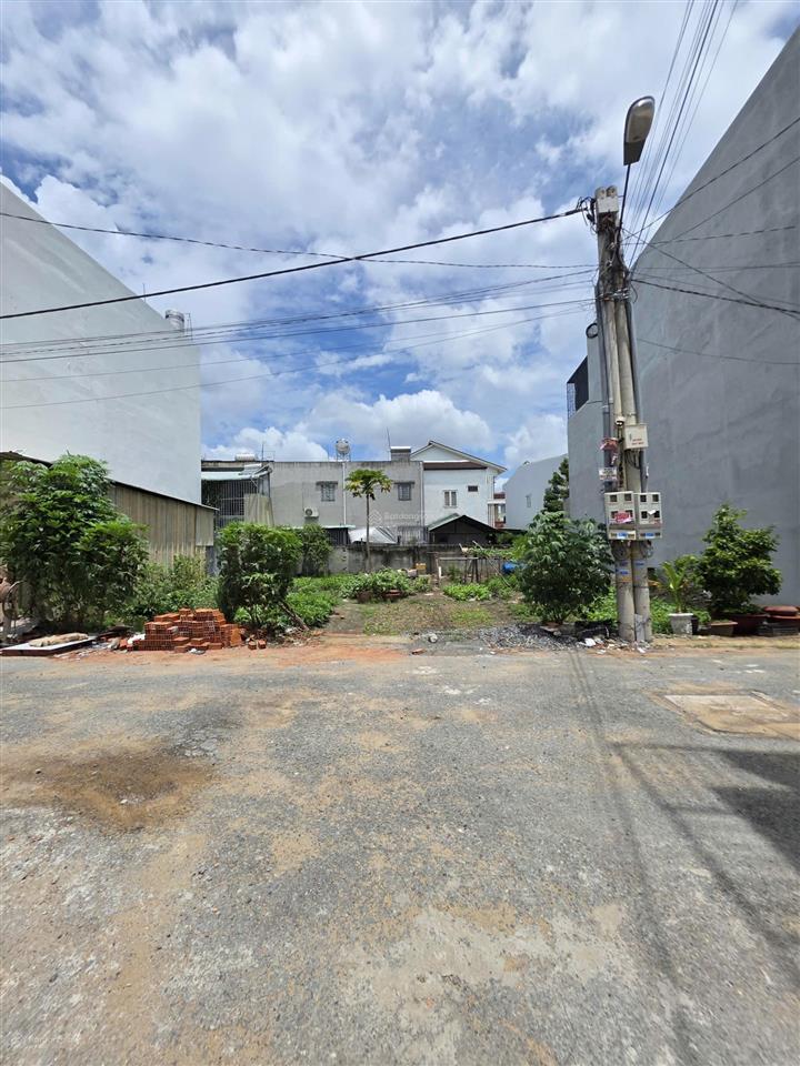 486 bán đất gần chợ hóa an, biên hòa, đ. hoàng minh chánh 89,6m2 tc 100% đường 8m thông 2,7 tỷ