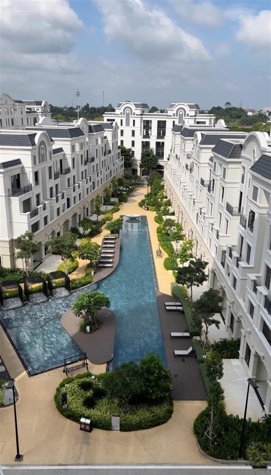 Căn hộ 2pn 65m2 full nội thất tầng cao giá chỉ 3.1 tỷ tầng cao. 0906 724 ***