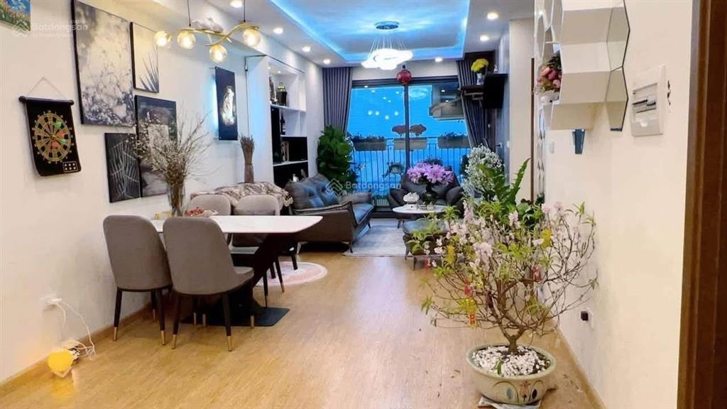 Bán chcc gelexia 885 tam trinh hoàng mai. dt 83m2 2n 2wc. giá 6 tỷ. 0964 835 ***